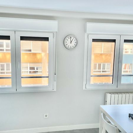 Apartamento San Lorenzo Playa. Vistas Al Mar. Gijón Exterior foto