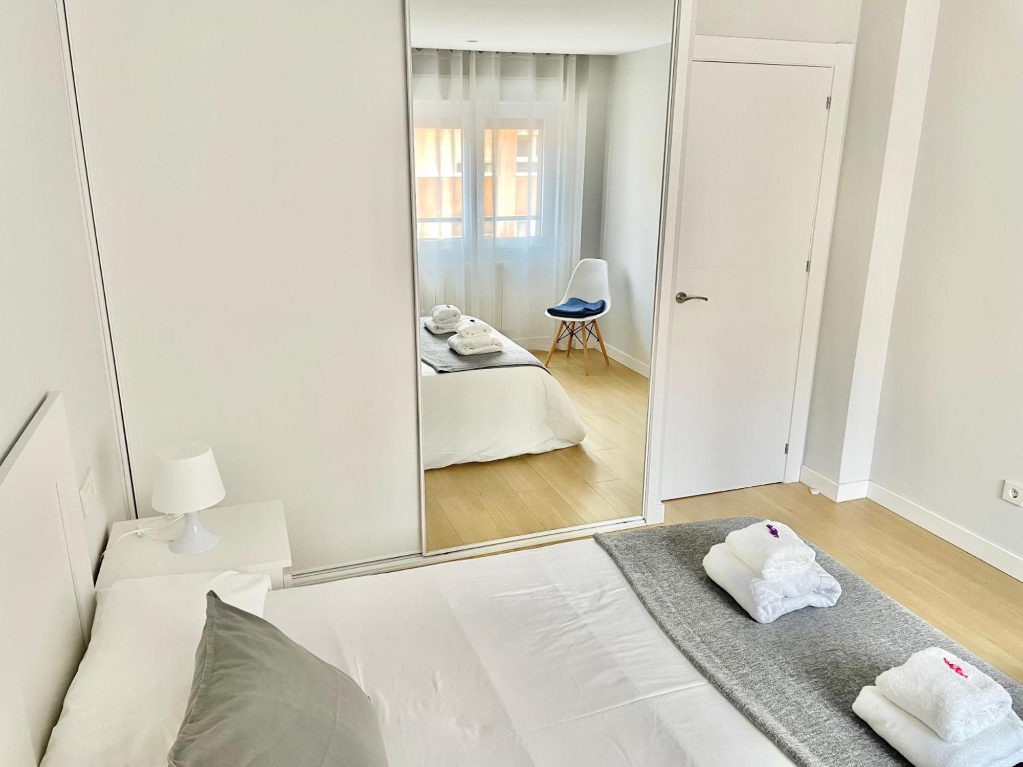 Apartamento San Lorenzo Playa. Vistas Al Mar. Gijón Exterior foto